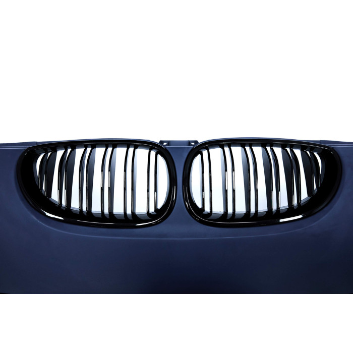 Front bumper assembly with radiator grilles BMW 5-Series E60/E61 (2003-2010) in M5-Look style